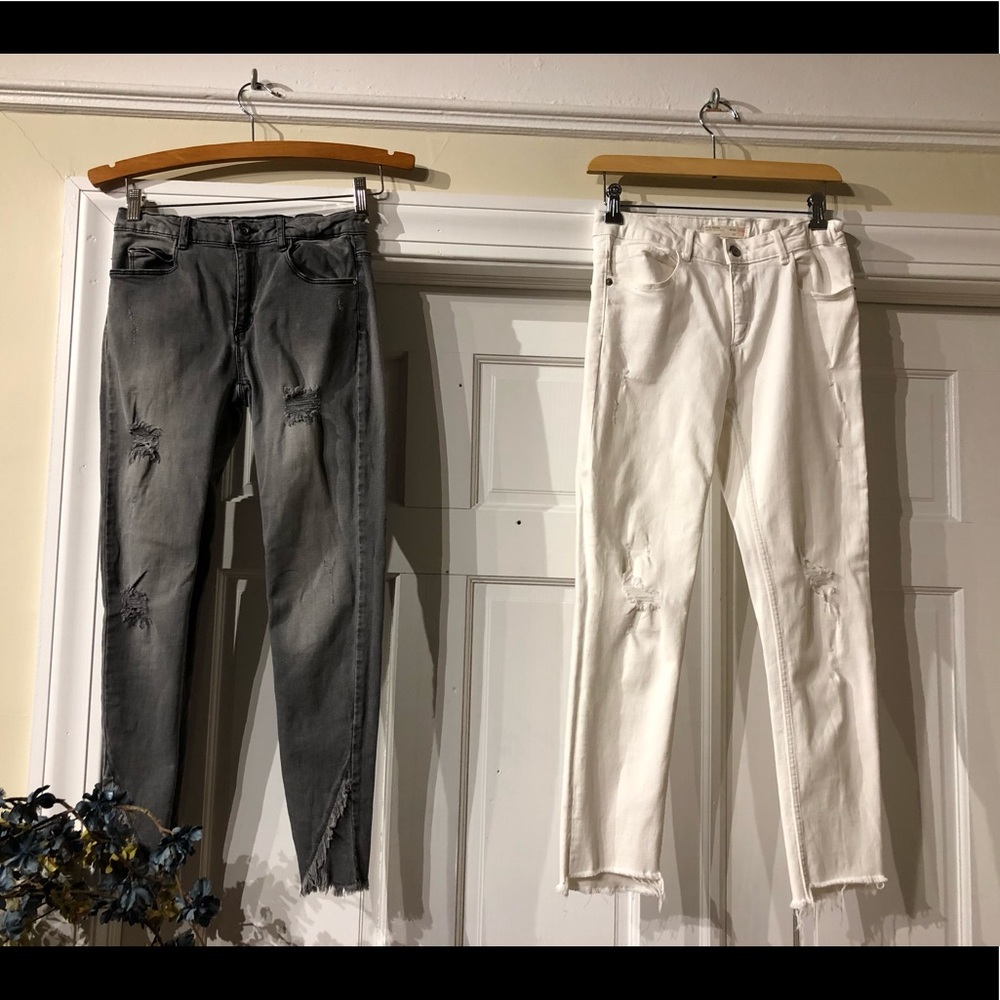 Two pairs of Zara Girls Distressed Jeans (Bundle)